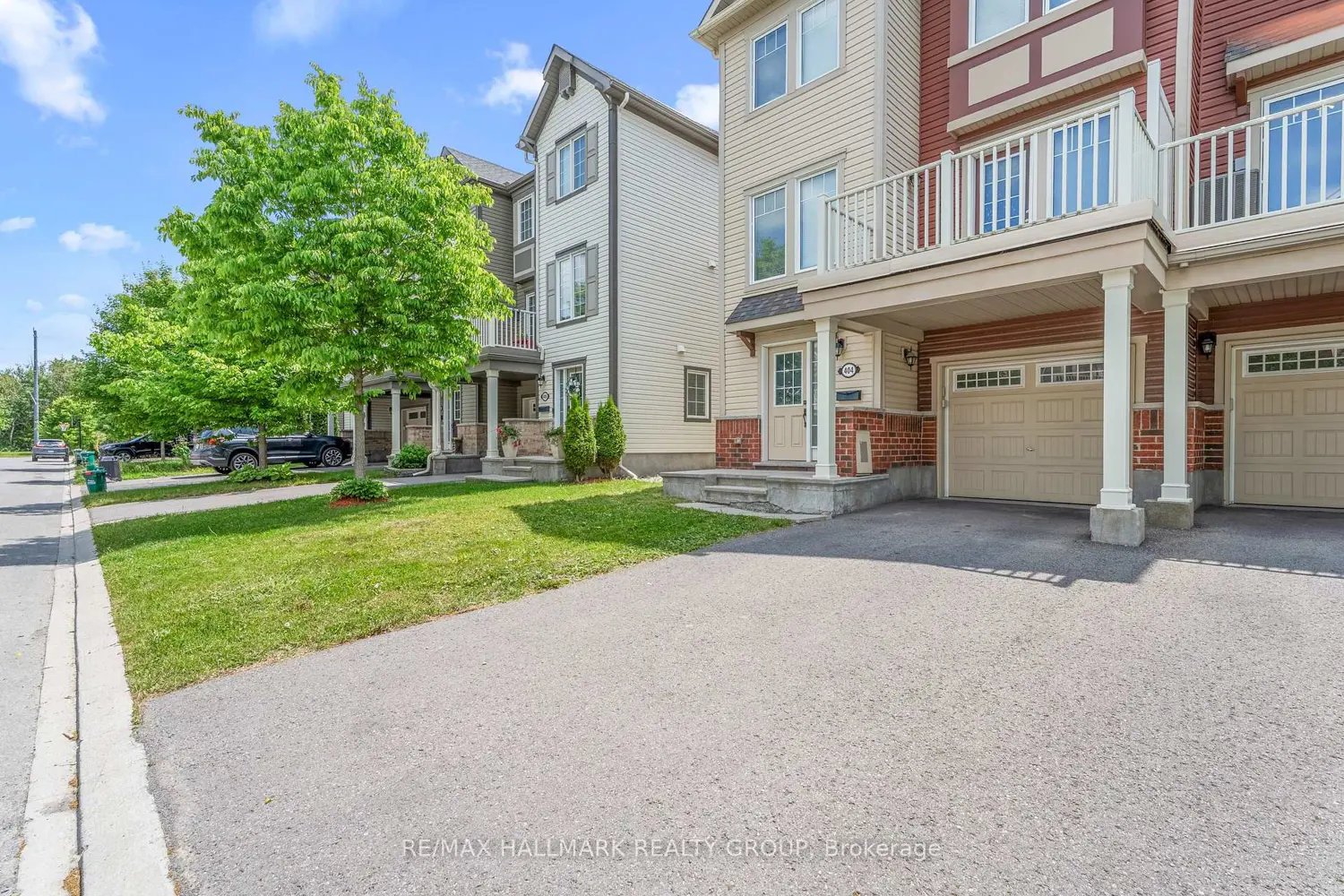 404 Rosingdale Street photo 2