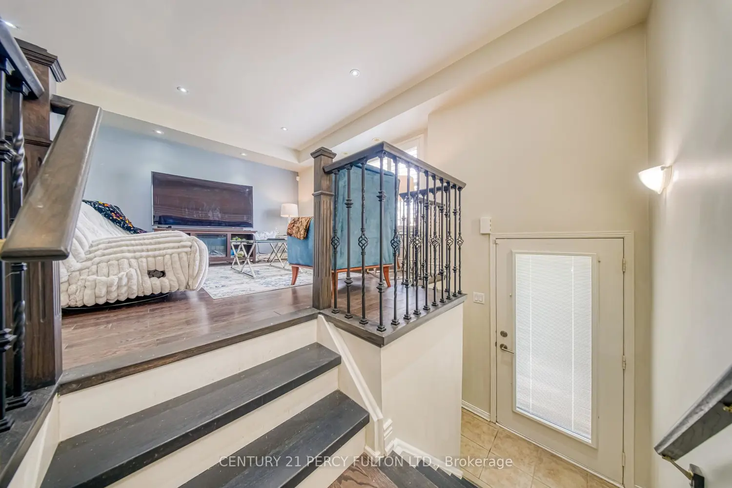 3050 Erin Centre Boulevard 67 photo 3