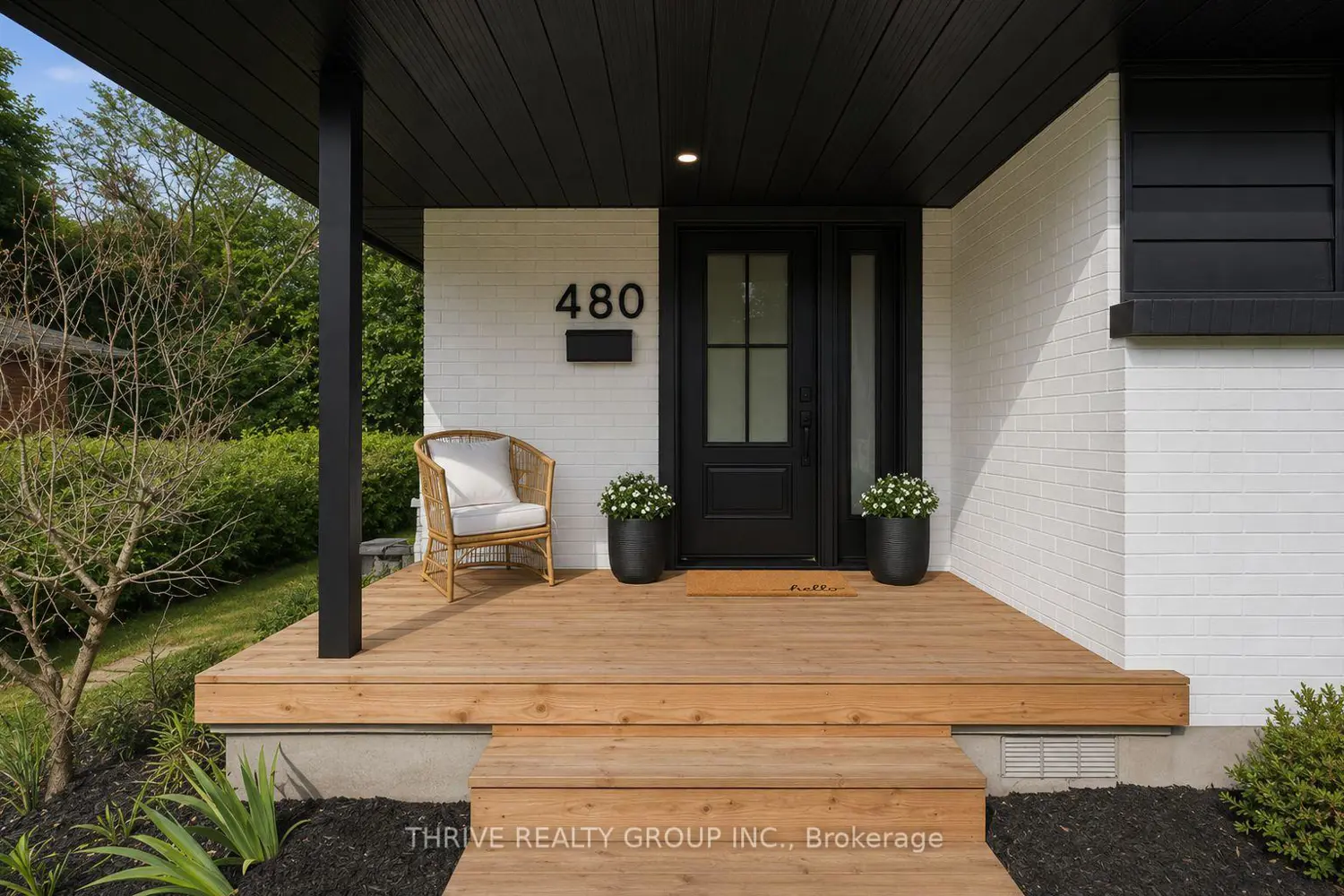 480 Palmtree Avenue photo 2