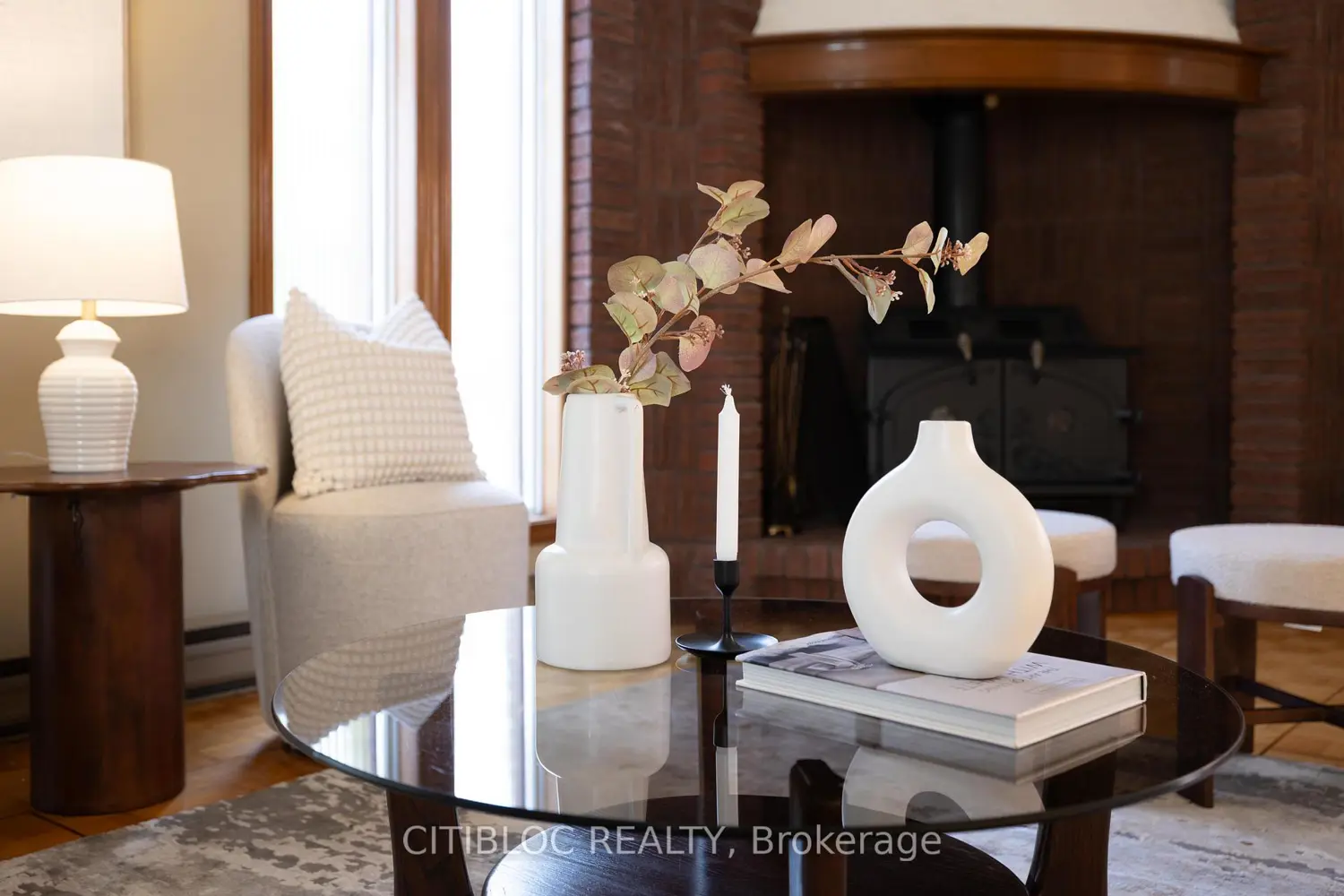 74 Erie Street photo 3