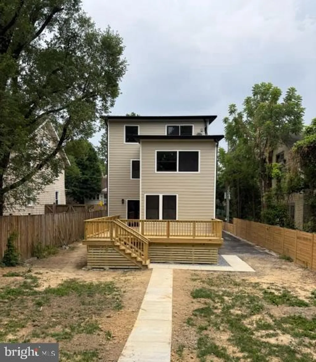 217 Sheridan Street NW, Washington, DC 20011