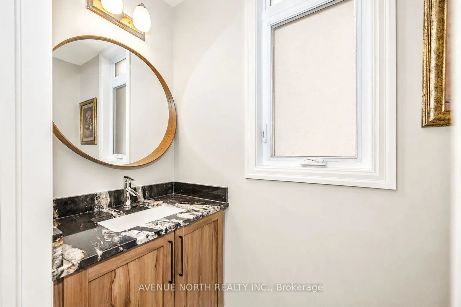 323 Lysander Place