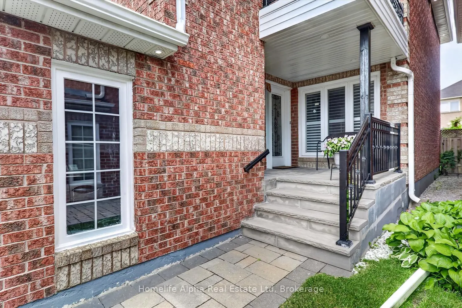 142 Walford Road photo 4