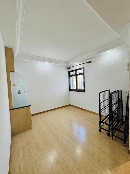246 Compassvale Road photo 4