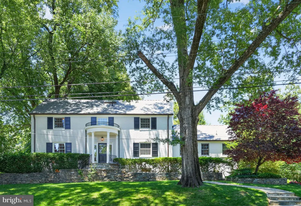 5141 Palisade Lane NW, Washington, DC 20016