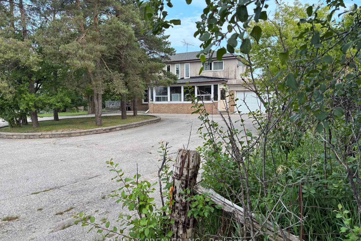 7930 Mayfield Road photo 2