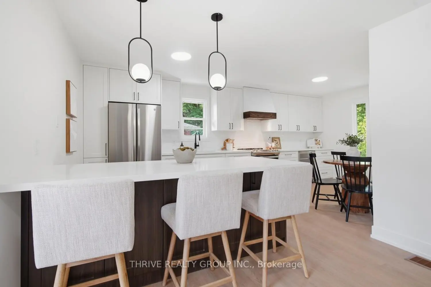 480 Palmtree Avenue photo 3