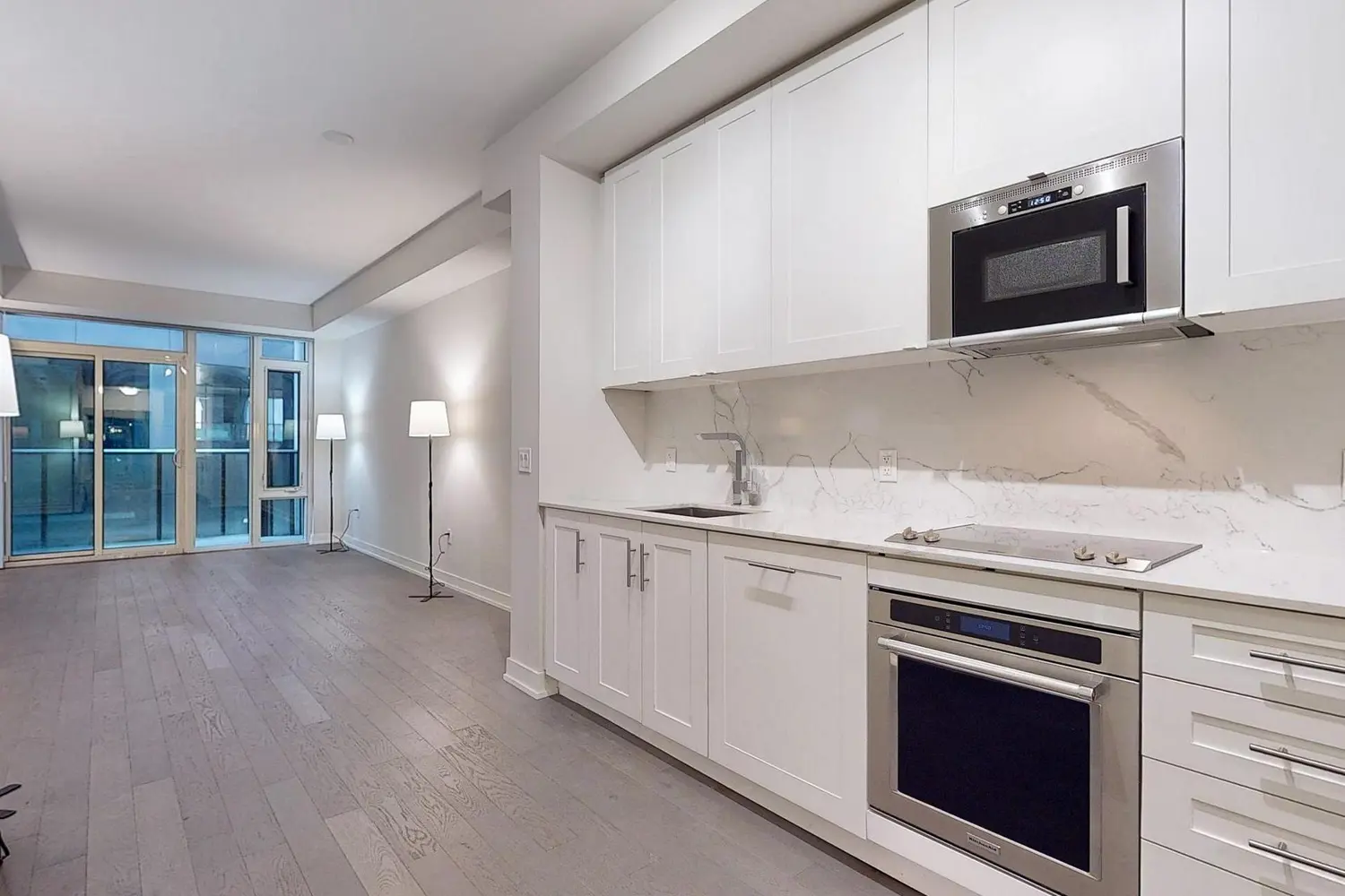 330 Richmond Street 505 photo 4