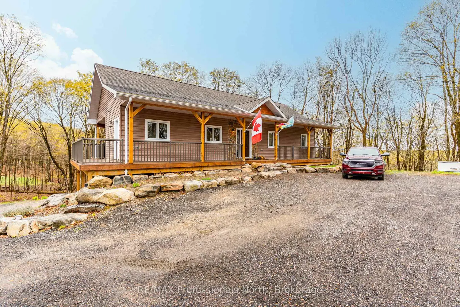 253 Ridgeview Road photo 3