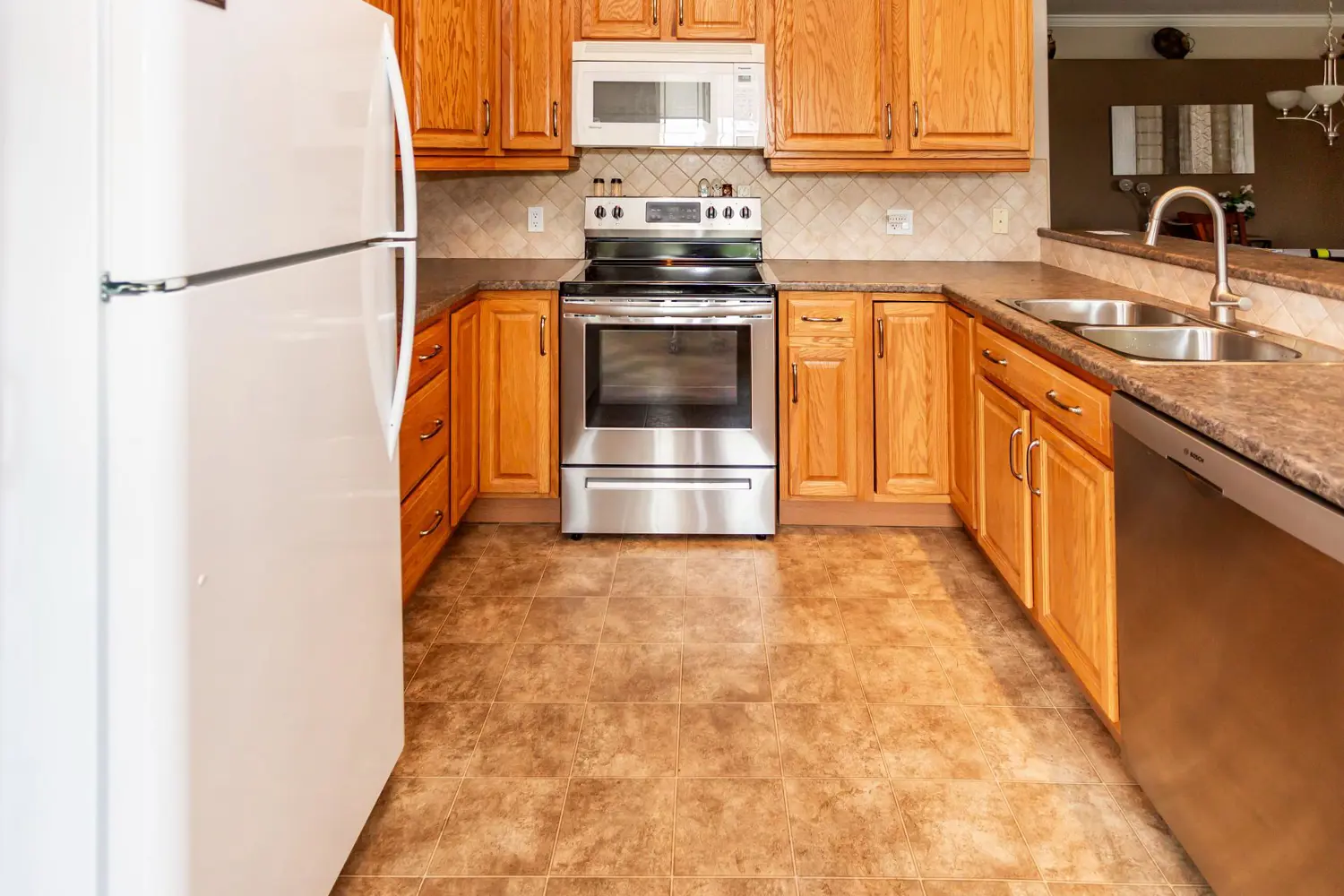 540 Spitfire Street 31 photo 3