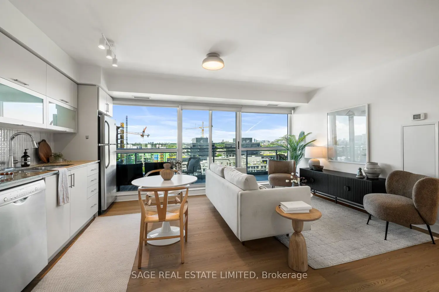 100 Western Battery Road 1608 photo 3