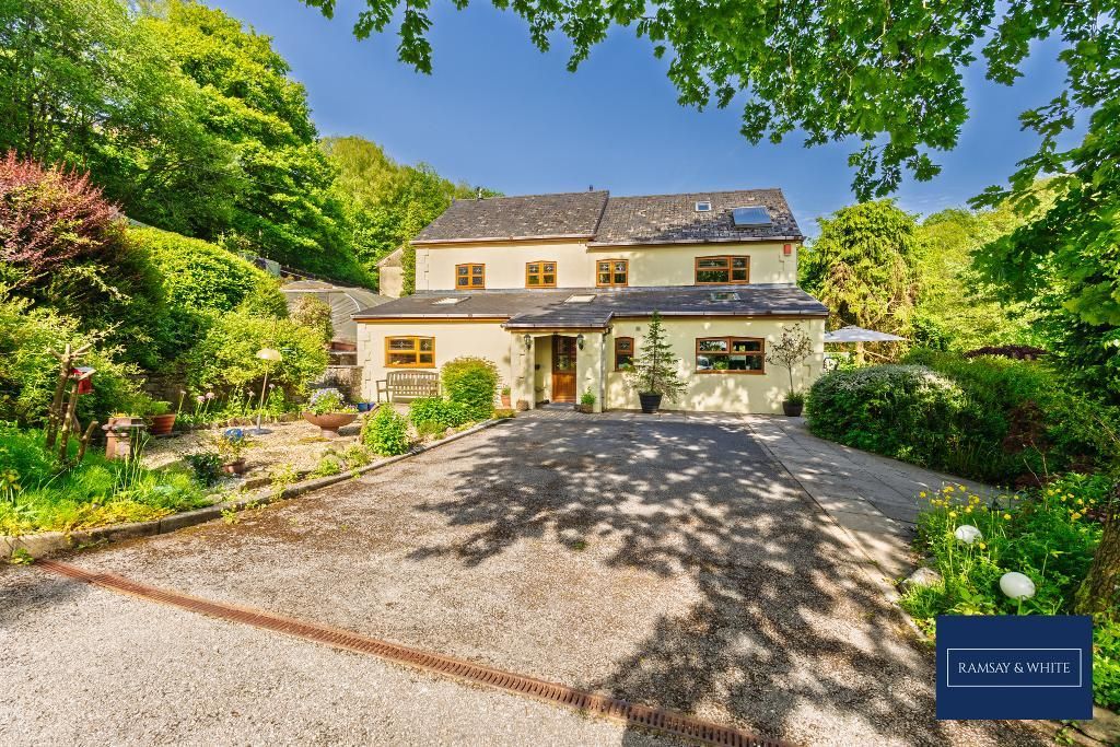 4 bed detached house for saleTramroadside, Edwardsville, Treharris CF46