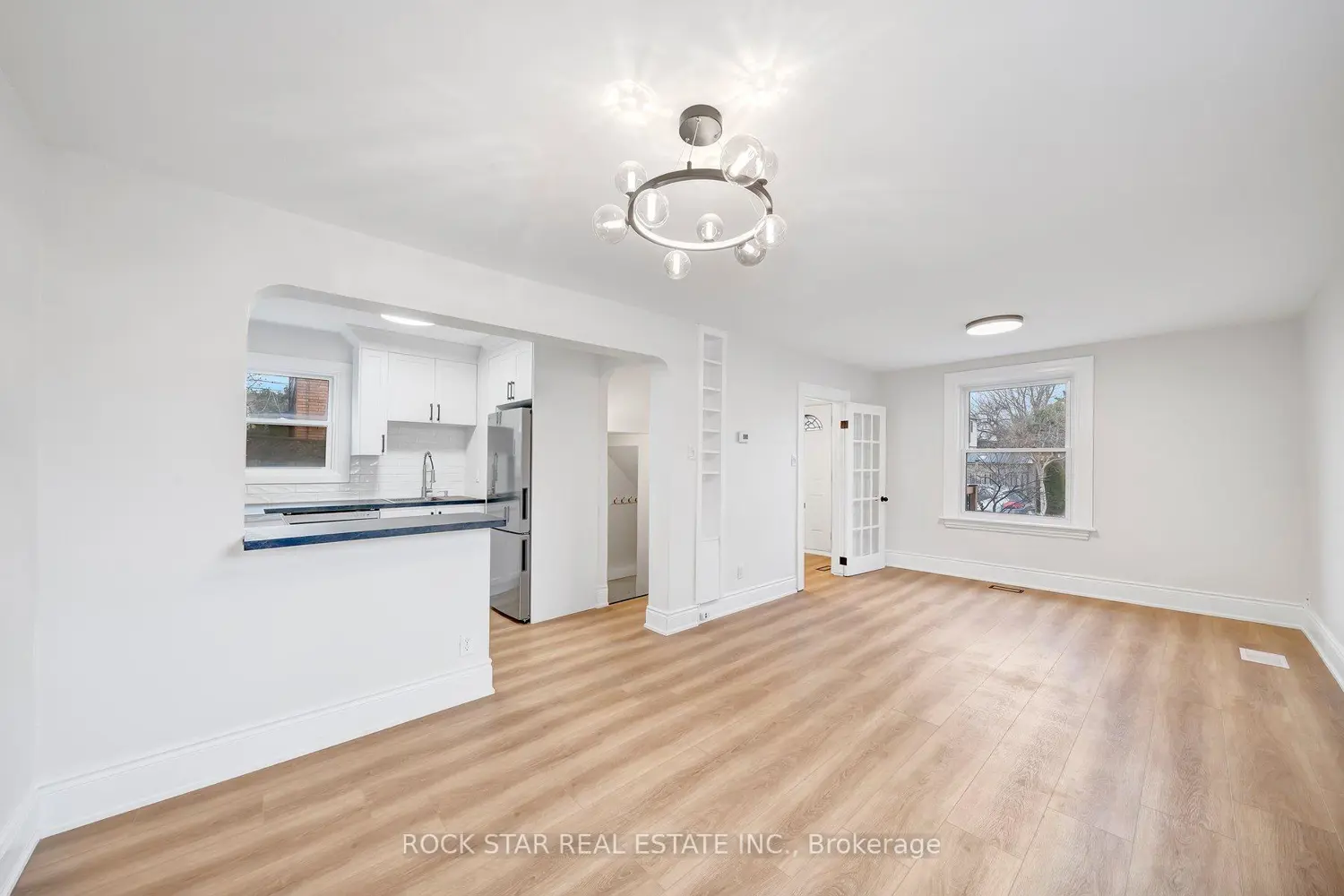 73 Peter Street photo 5