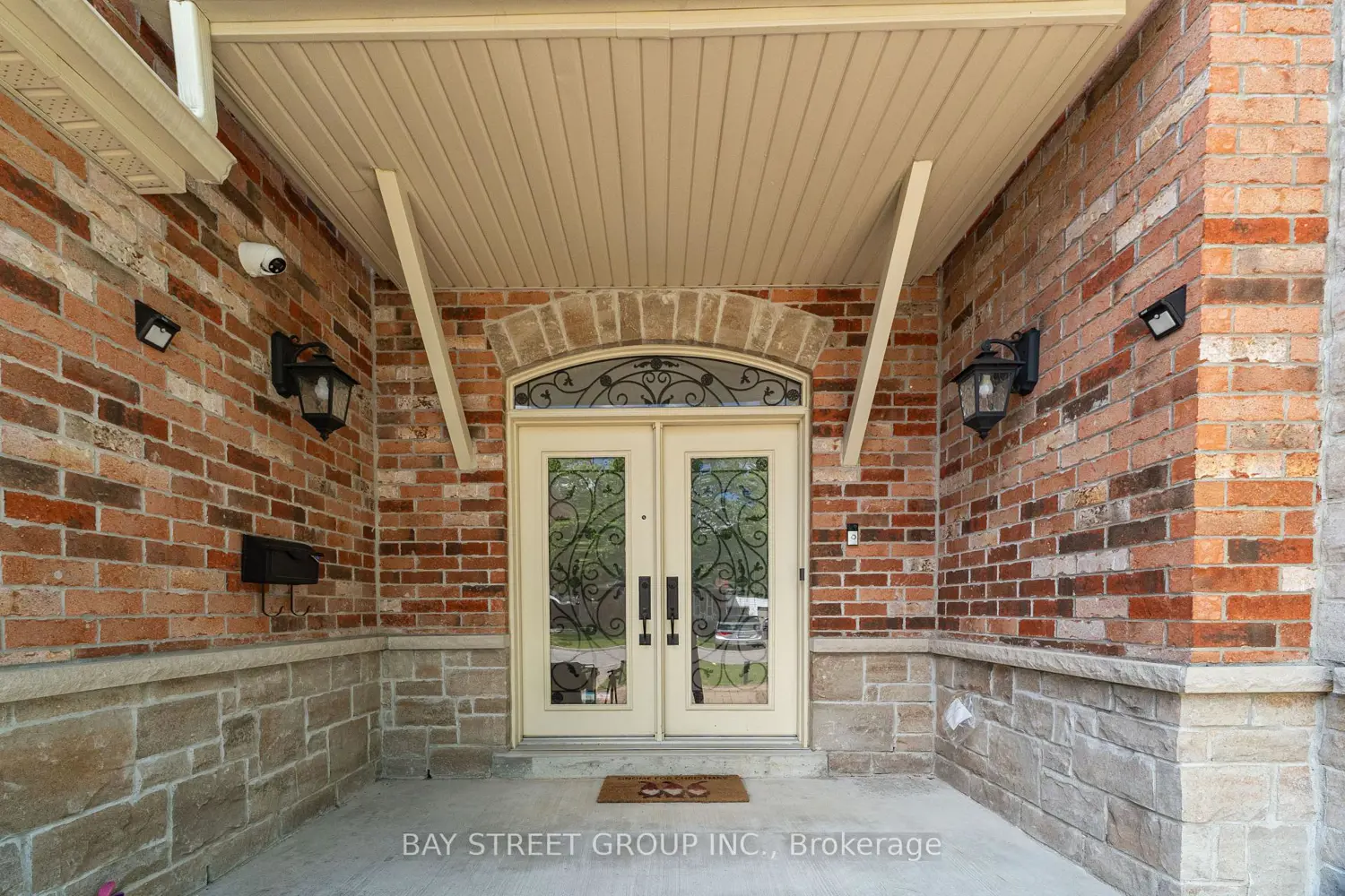 24 Murray Avenue photo 2