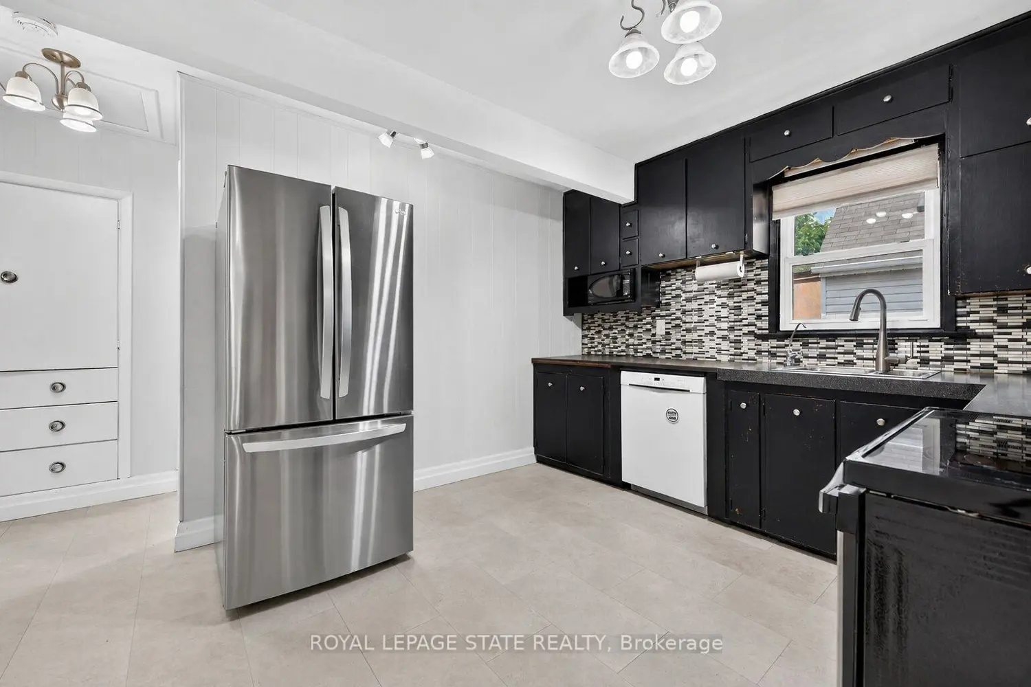 302 East 28Th Street photo 3