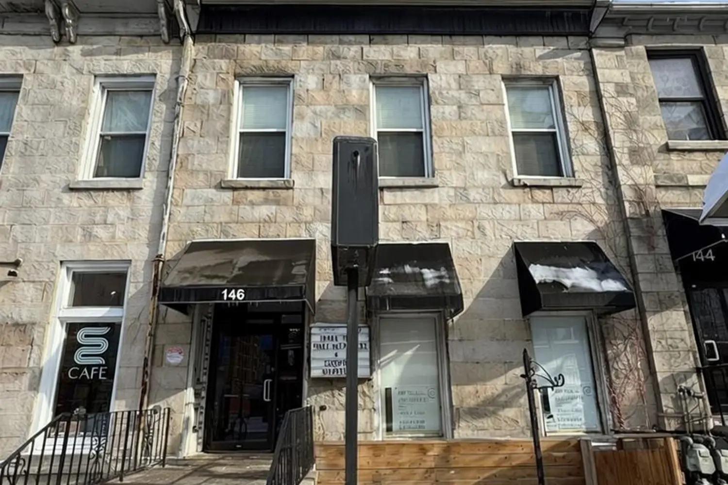 146 James Street photo 2