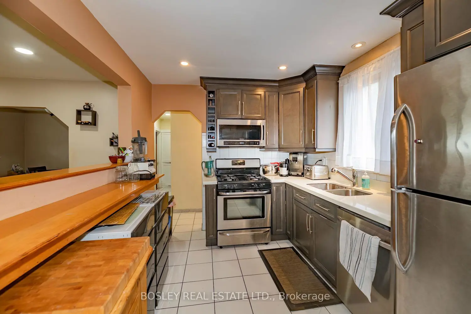 6 Boyd Avenue photo 5