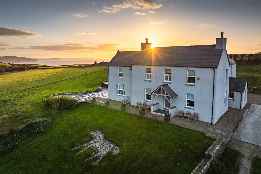 5 bed detached house for saleCippin, St Dogmaels, Cardigan SA43