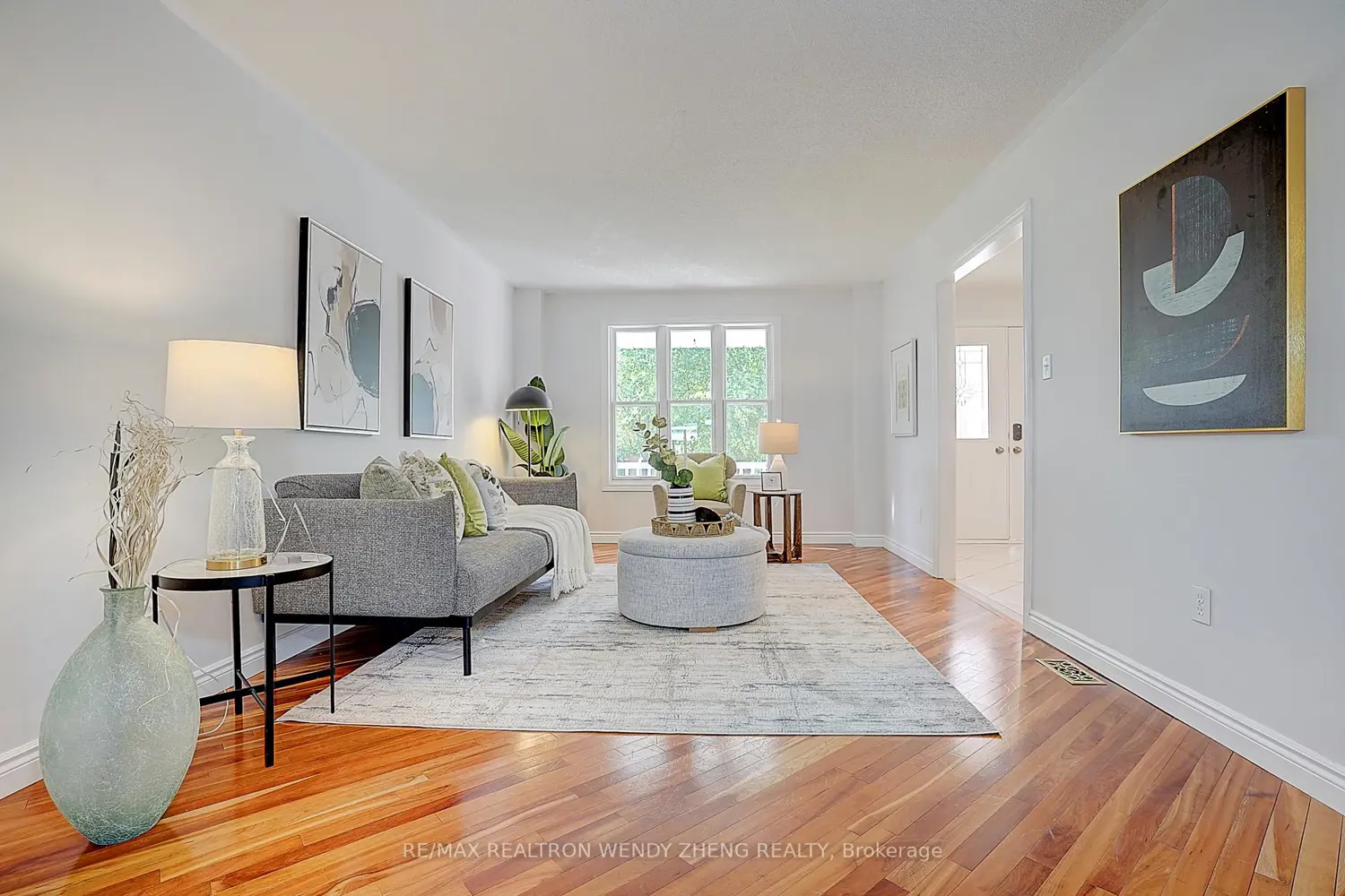 17 Pebblebeach Drive photo 2