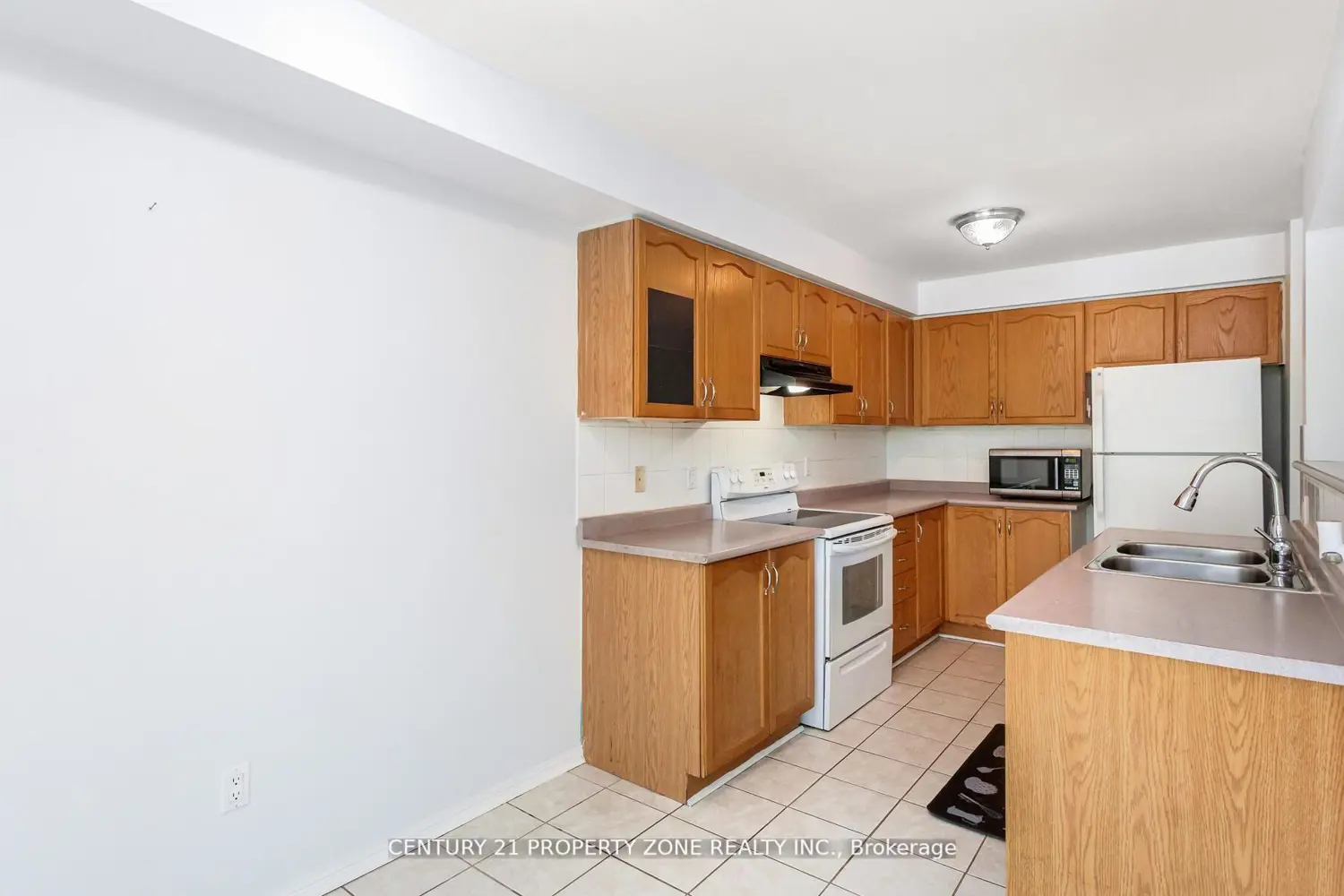 2 Claybrick Court 39 photo 5