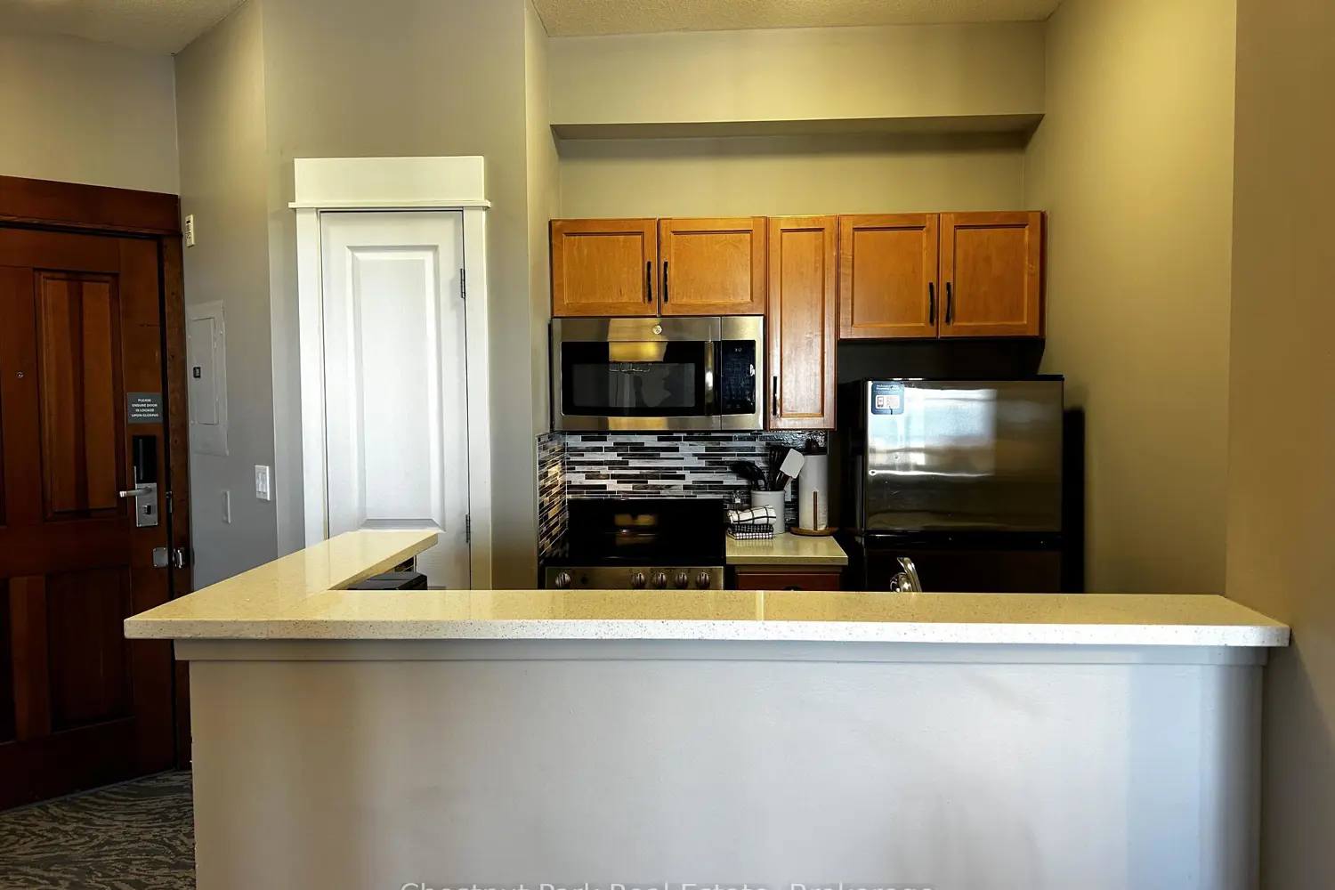 156 Jozo Weider Boulevard 449 photo 4