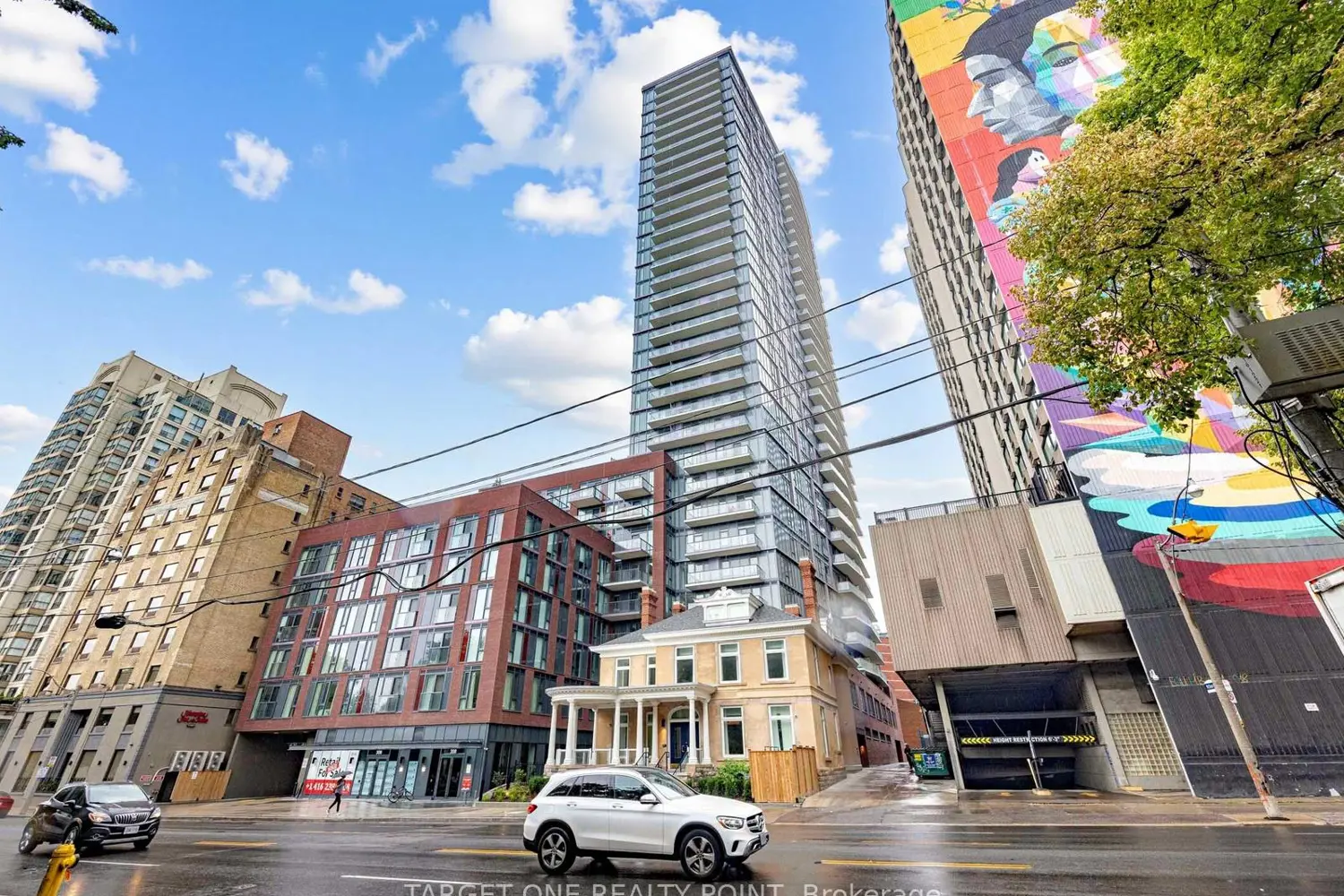308 Jarvis Street 5
