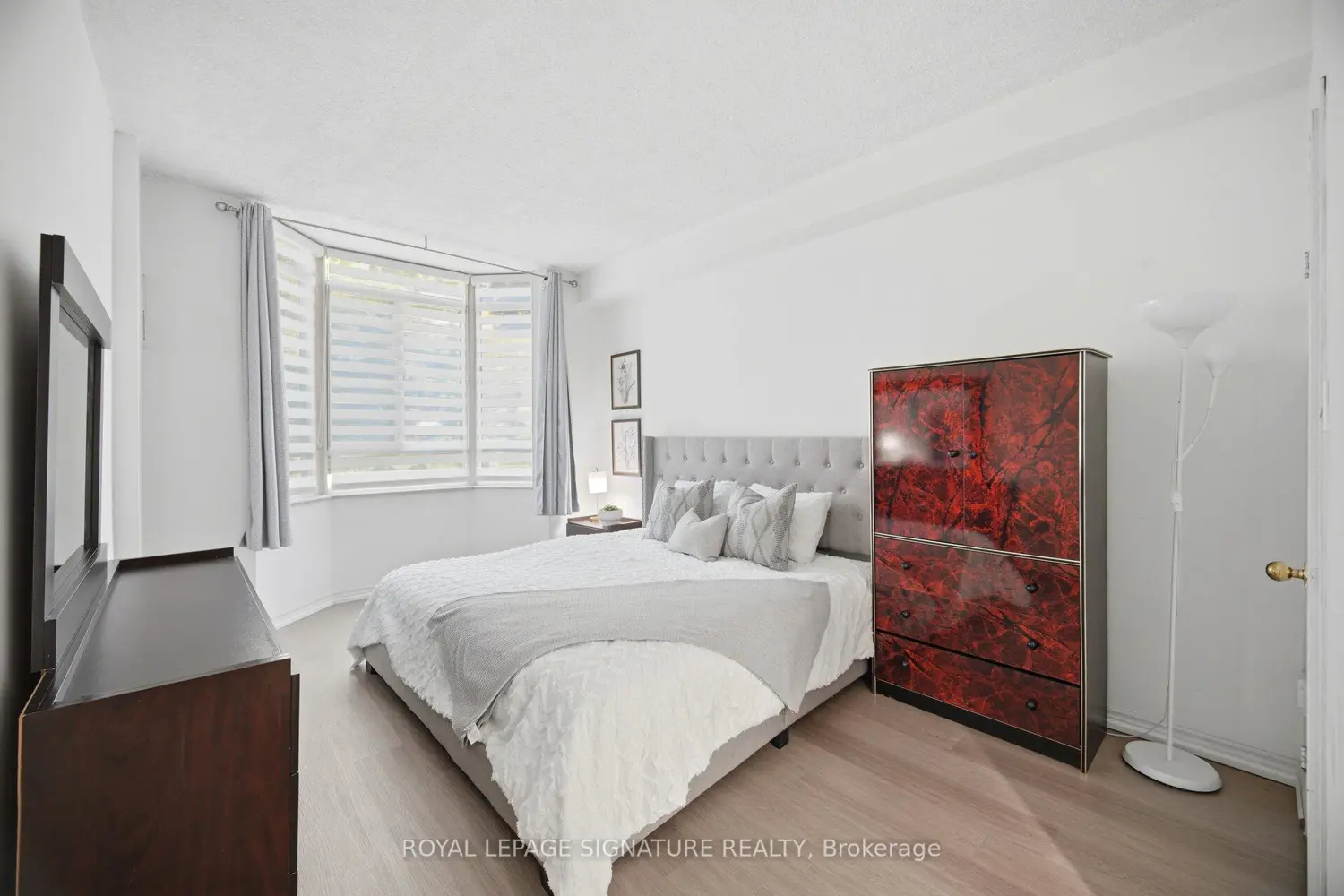 5 Lisa Street 109 photo 4
