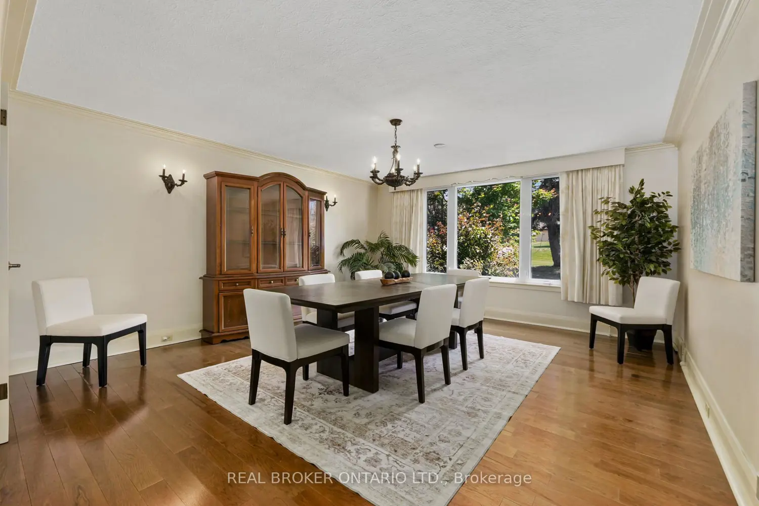 1018 Ward Street photo 4