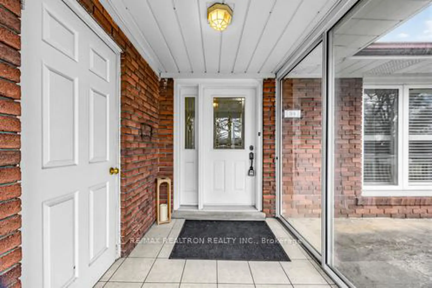 34 Marilake Drive photo 2