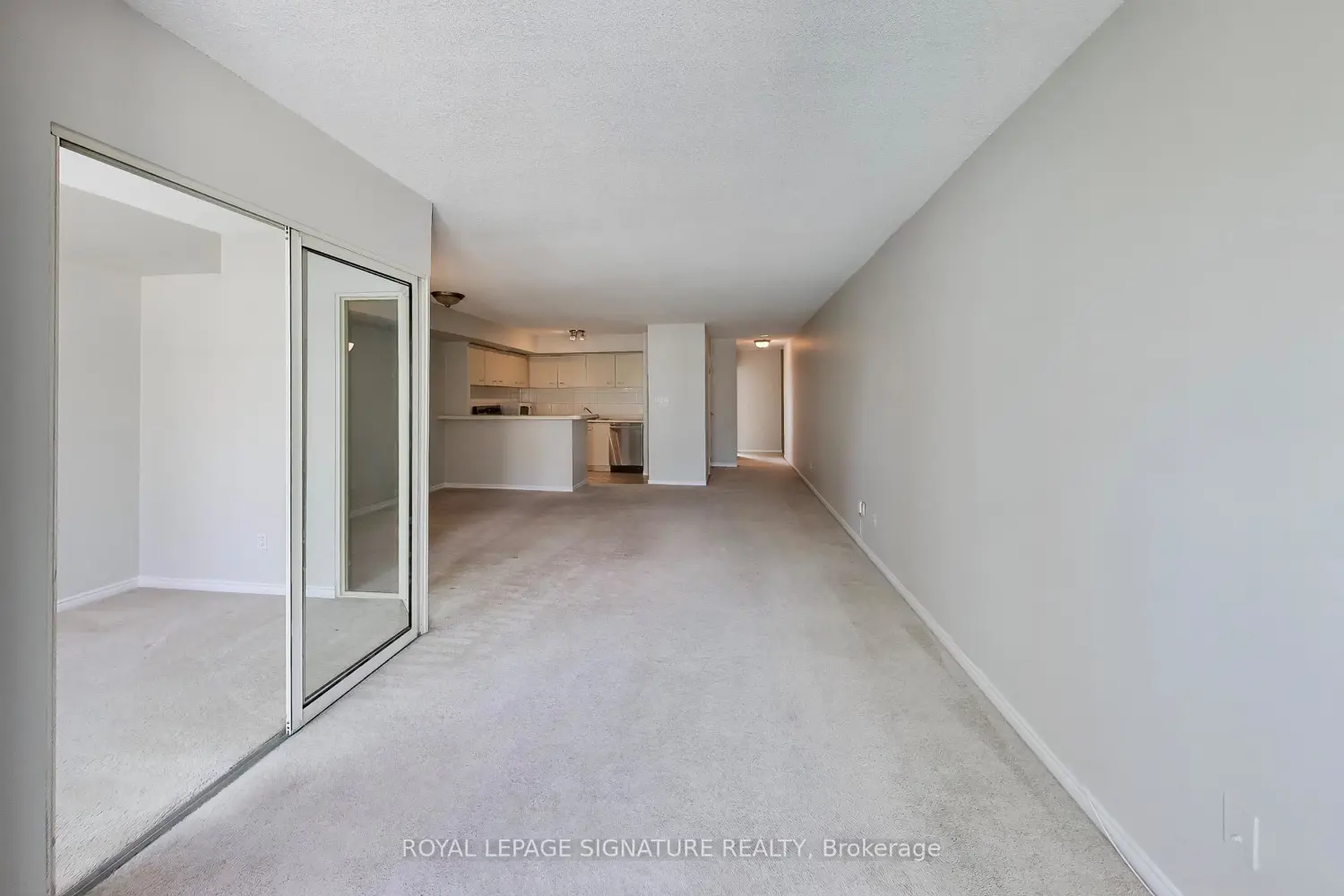25 The Esplanade 2313 photo 2