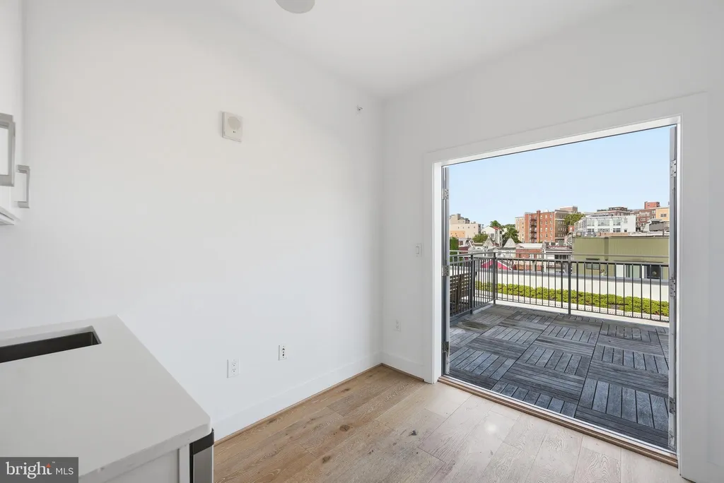 2337 Champlain Street NW Unit 305, Washington, DC 20009