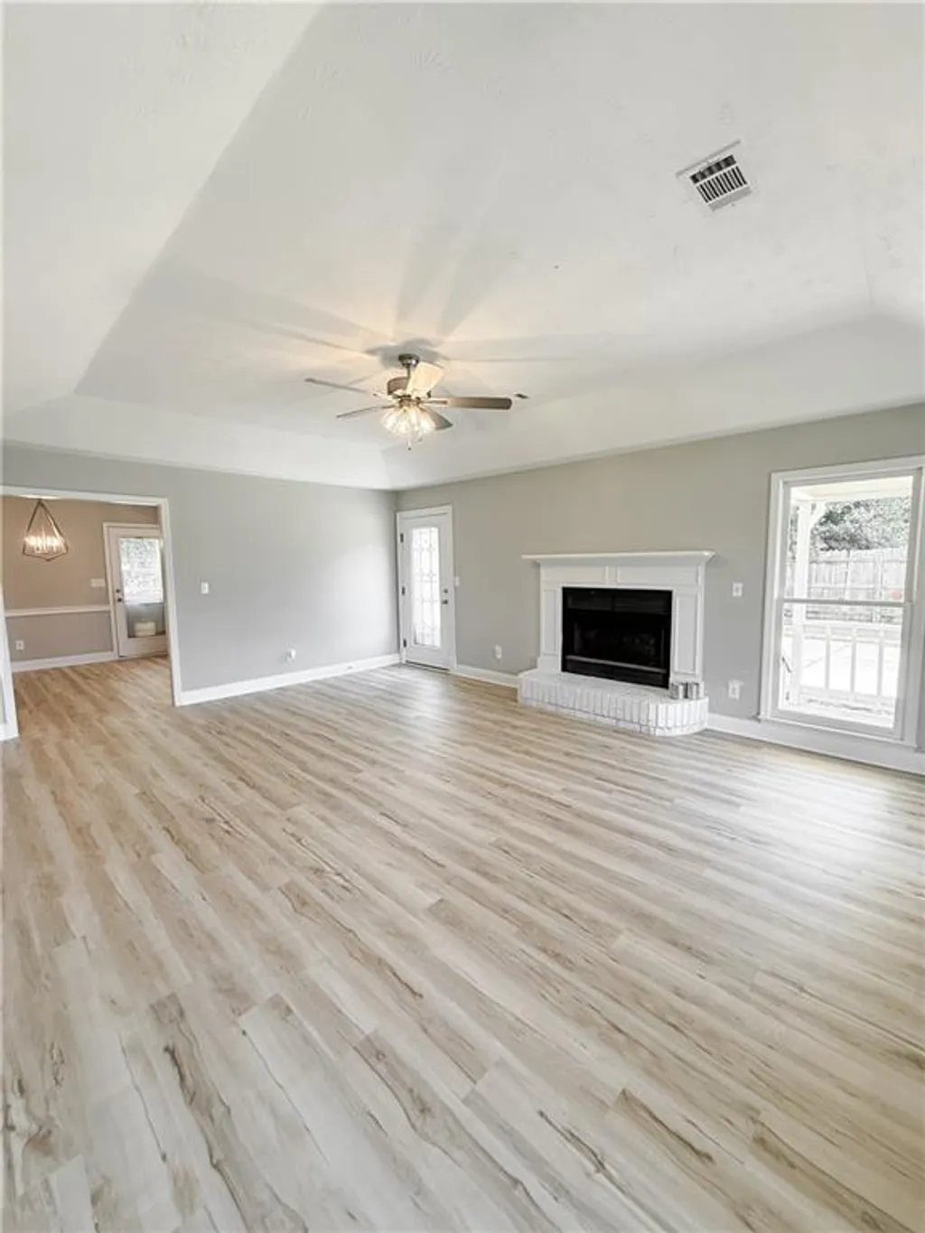 740 Cummings Rd, Smiths Station, AL 36877 photo 4