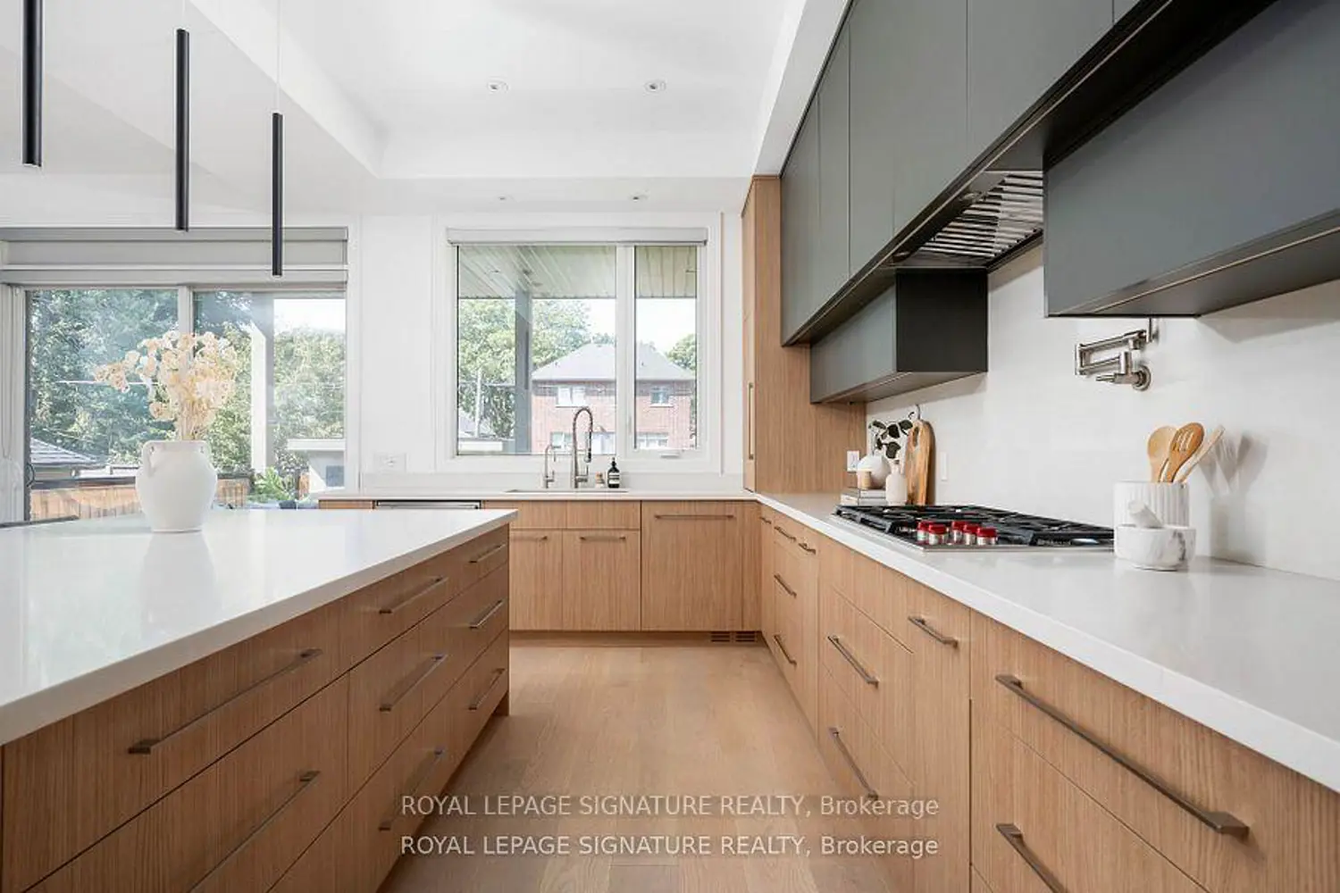 34 Edgecroft Road photo 4
