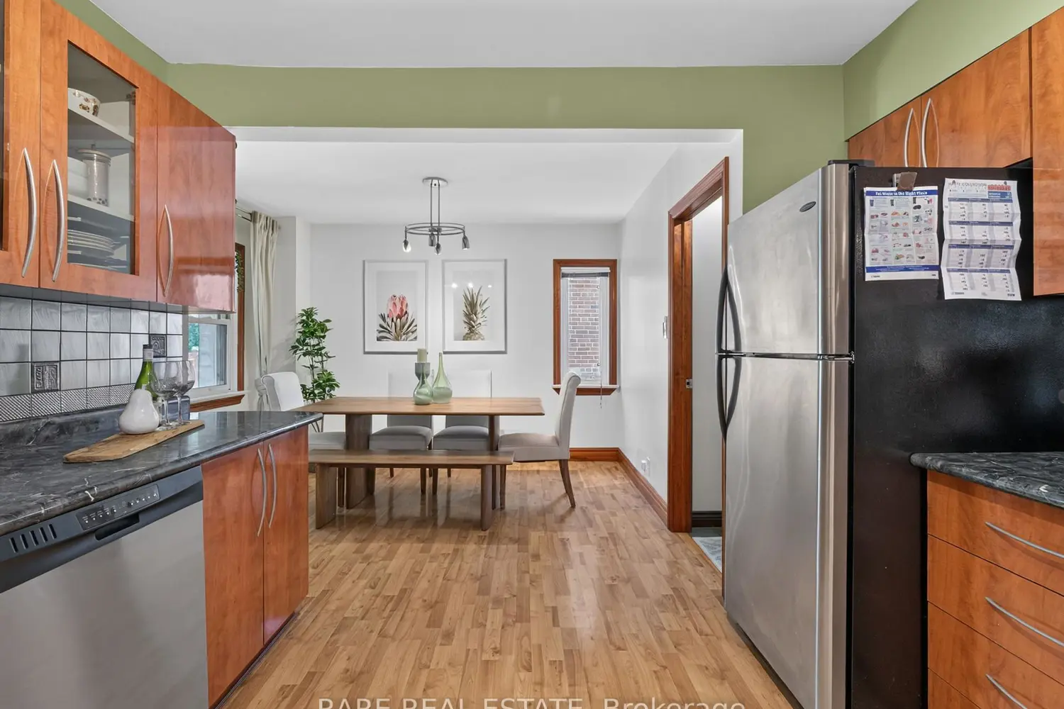 12 Kentroyal Drive photo 3