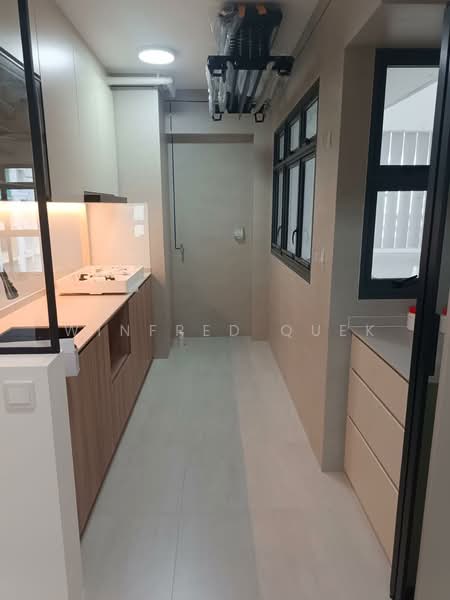 308B Tengah Park Avenue photo 3