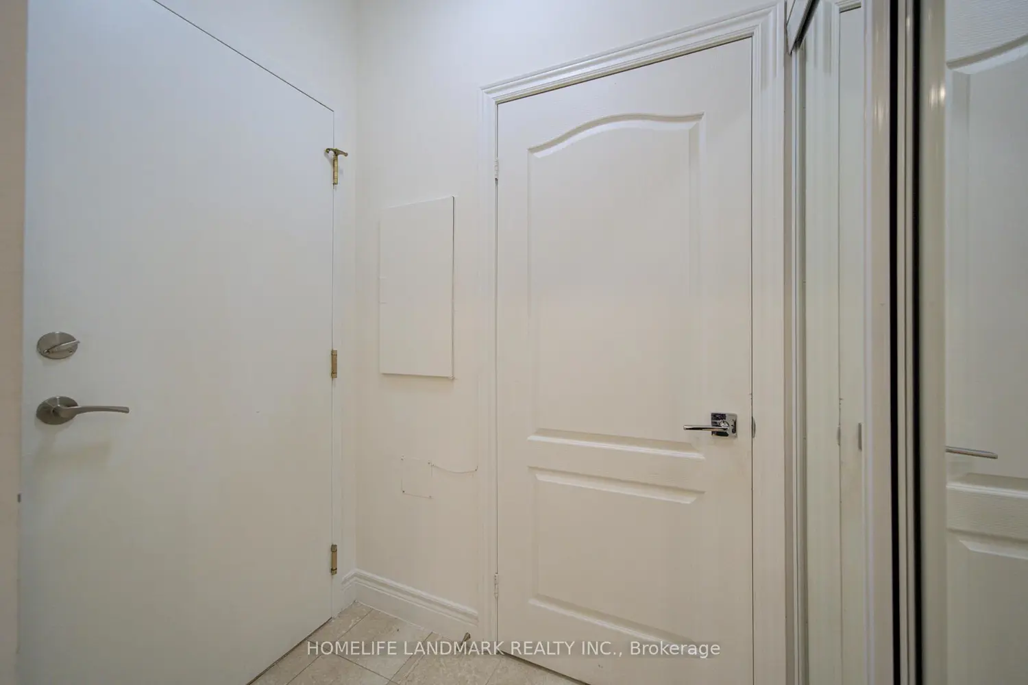 5418 Yonge Street 106 photo 3