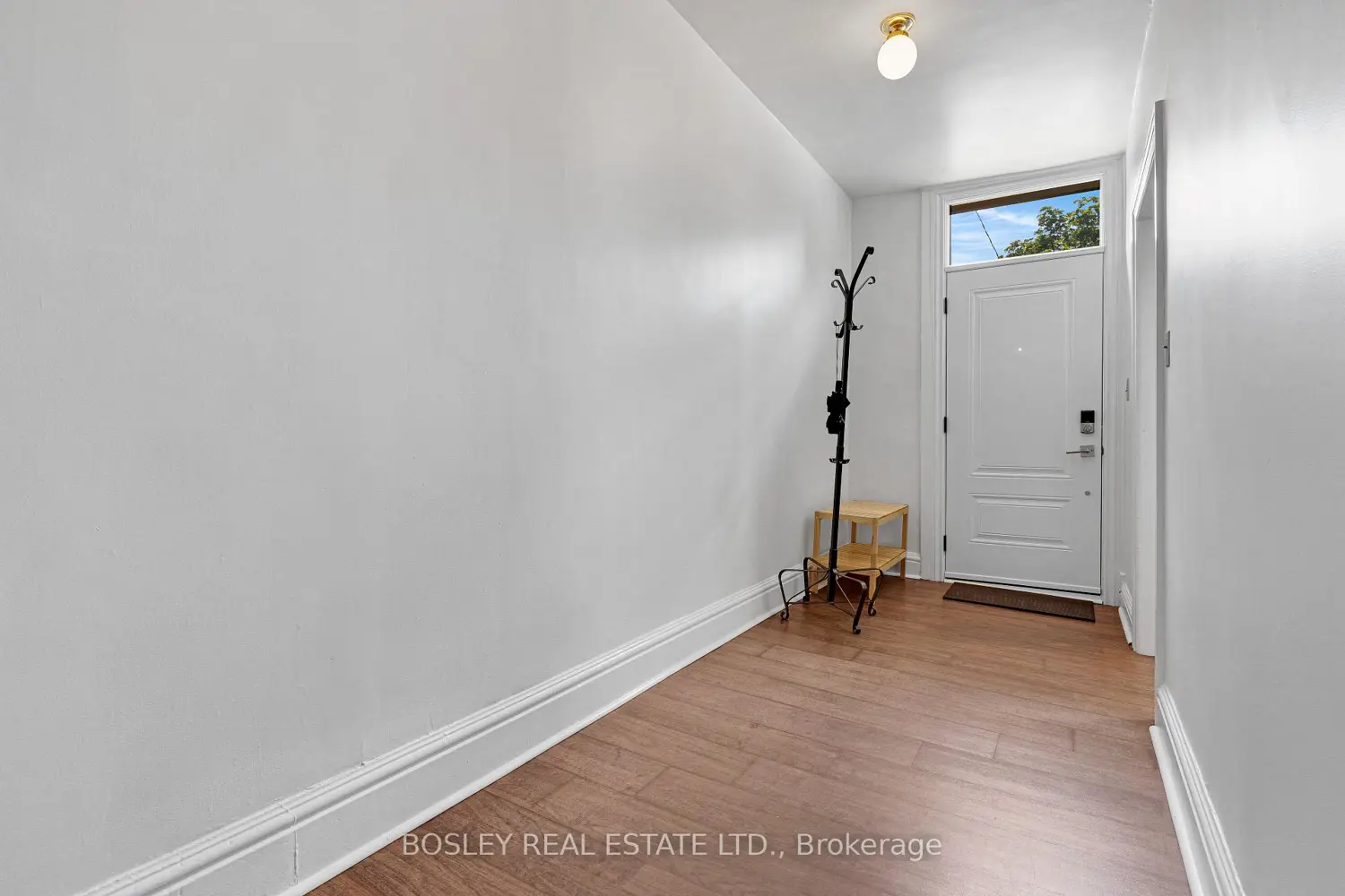 156 St. Andrews Street photo 5
