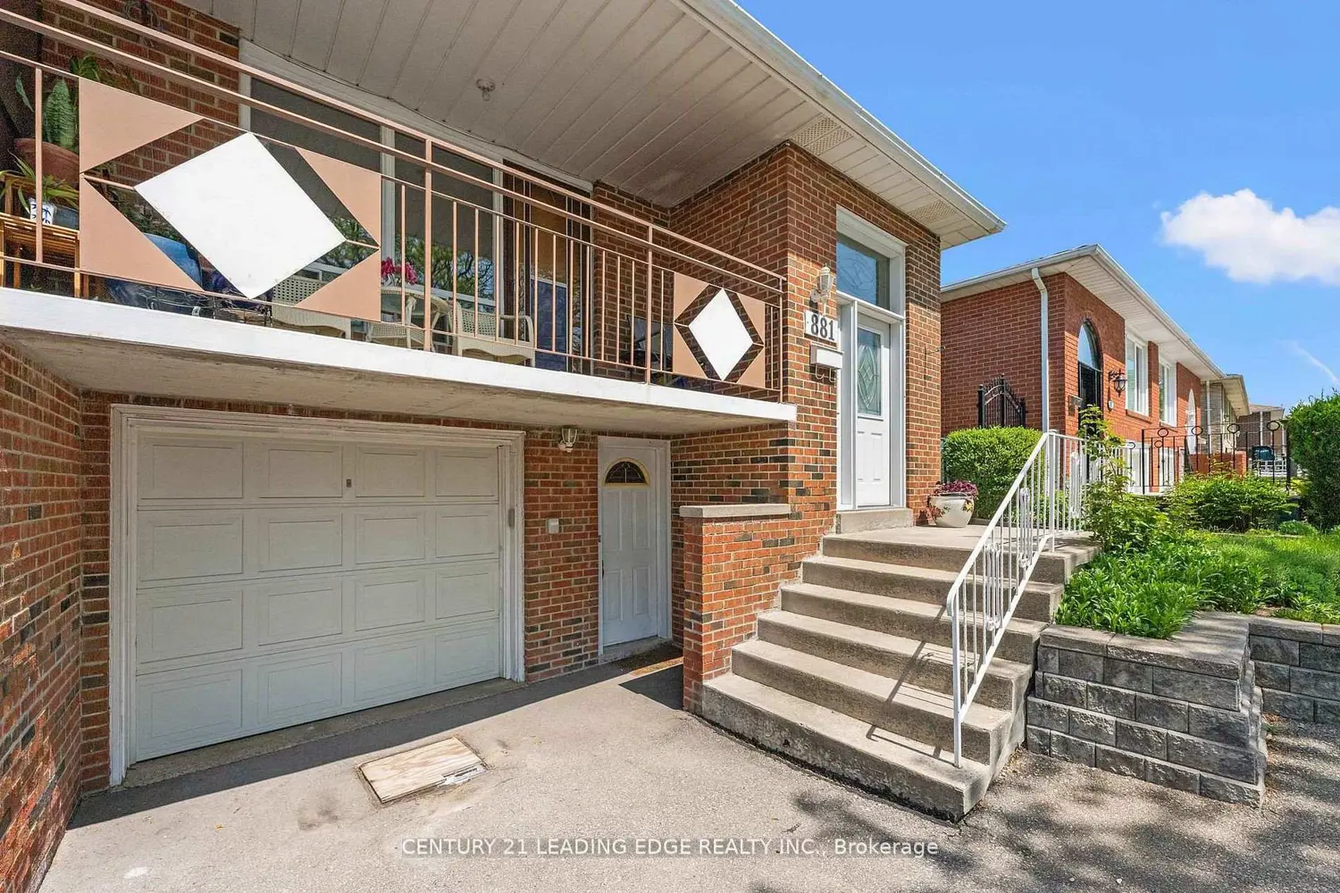 881 Blairholm Avenue photo 3