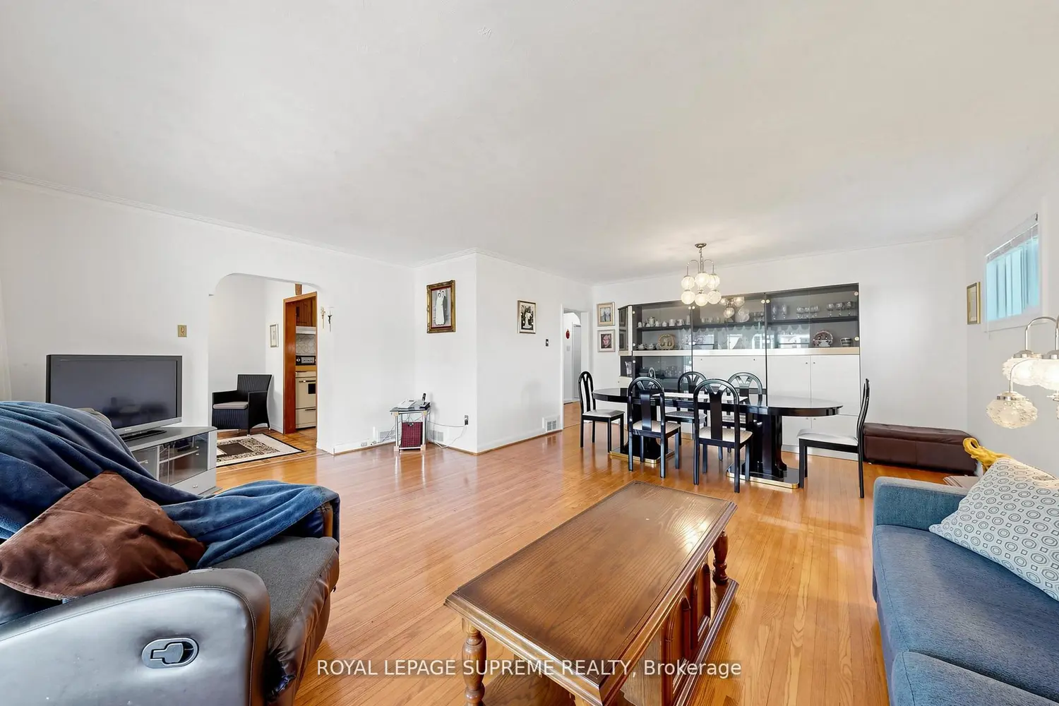 243 Epsom Downs Drive photo 4