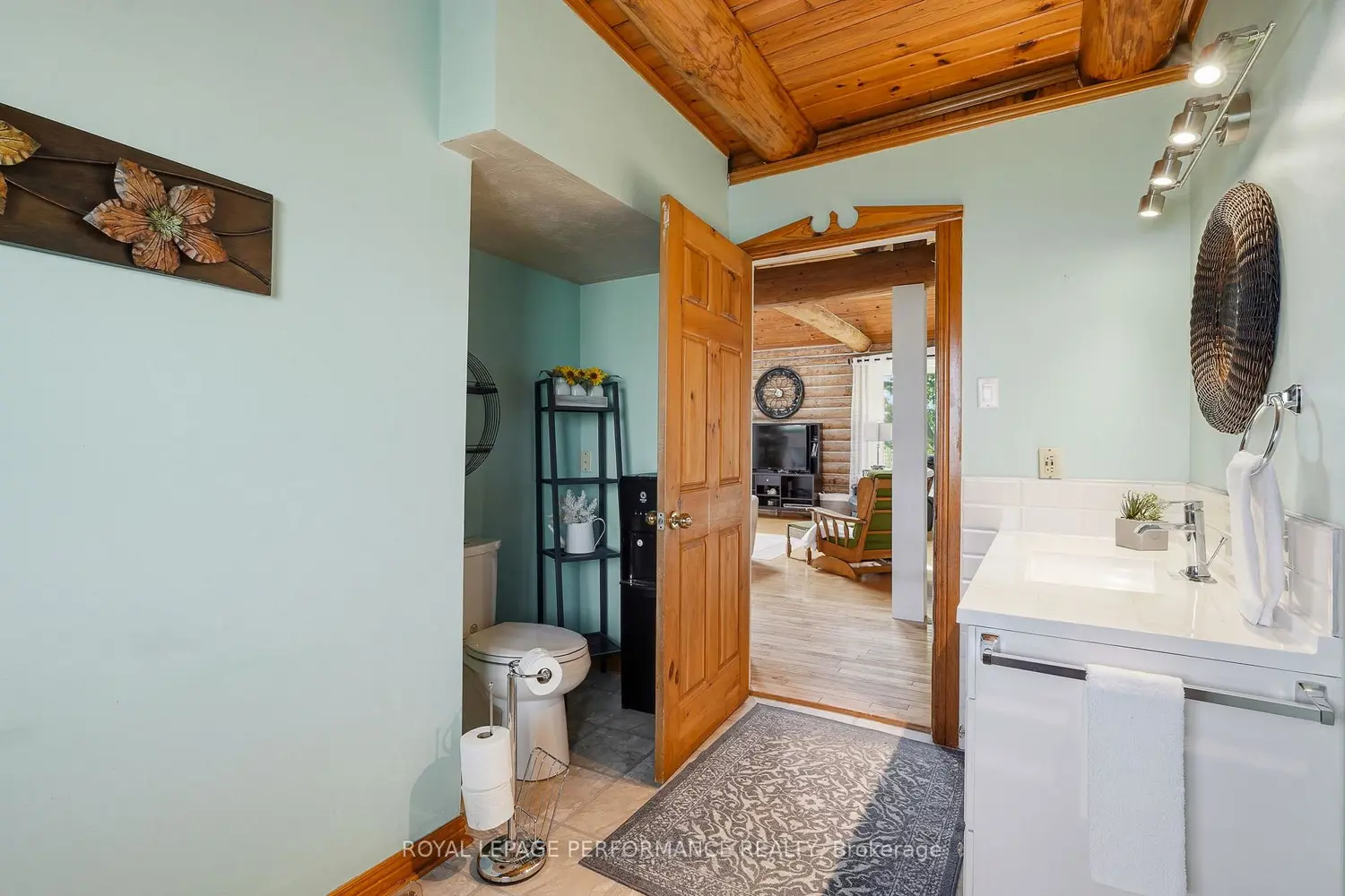 3012 Birchgrove Road photo 5