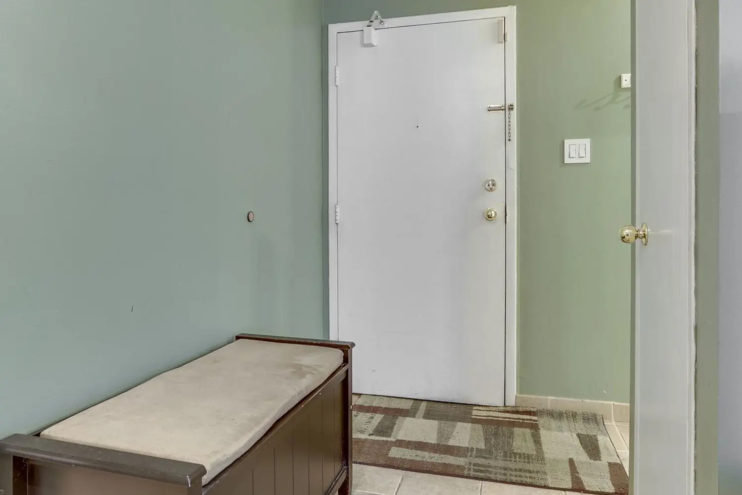 1103 Jalna Boulevard 404 photo 5