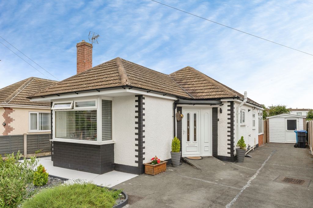 2 bed detached bungalow for saleWinchester Drive, Prestatyn LL19