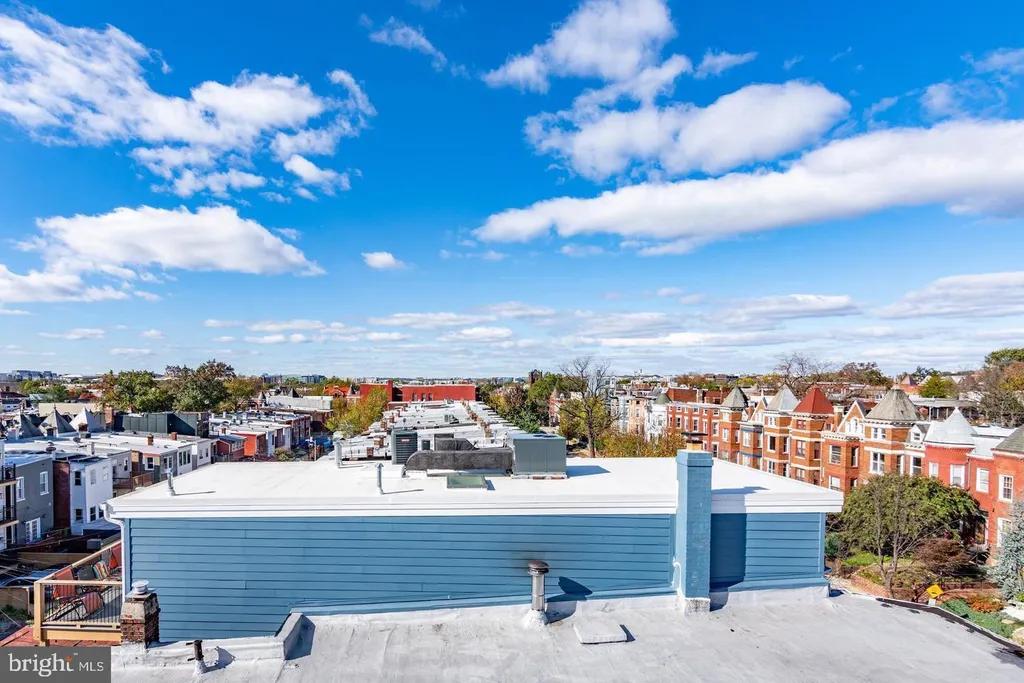 59 R Street NE Unit 2, Washington, DC 20002