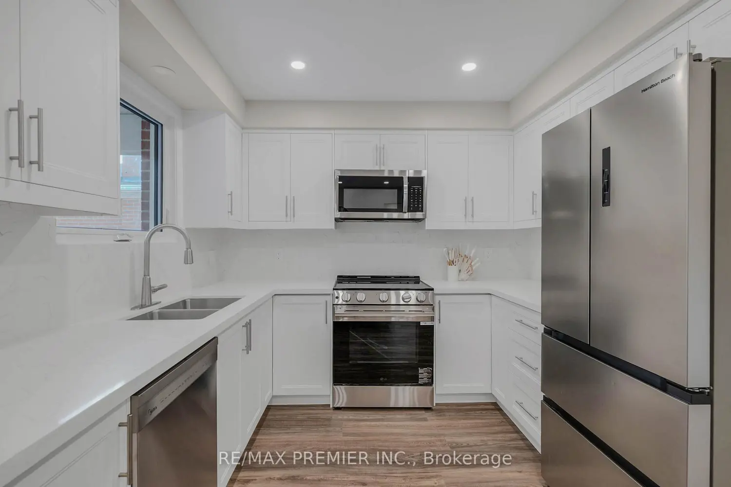 62 Keegan Crescent photo 5