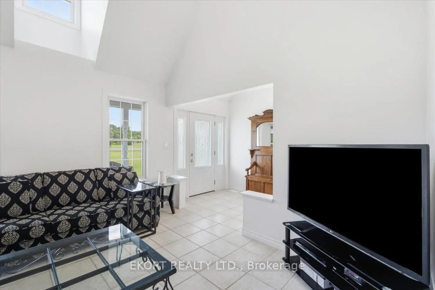 431 Moira Road photo 2