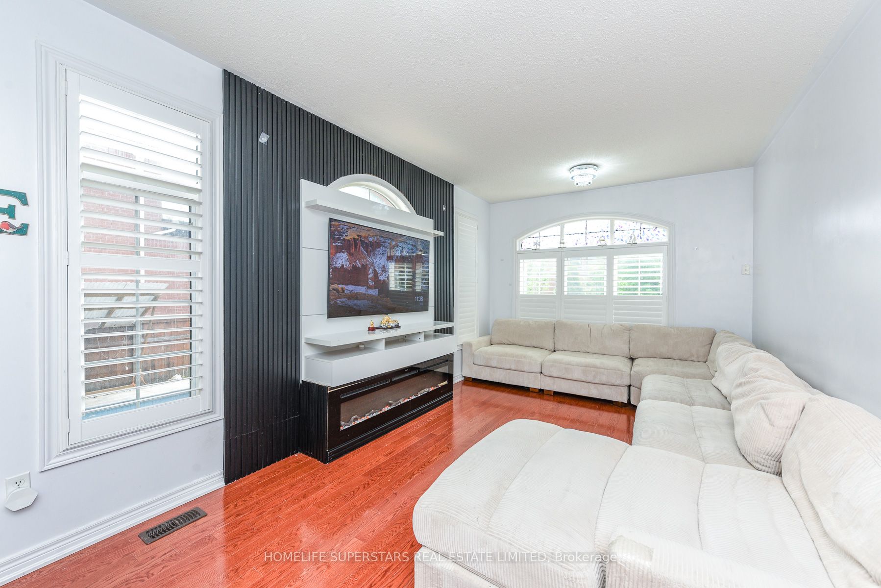 36 Lucky Lane, Brampton, ON, L6R 3M3 photo 5