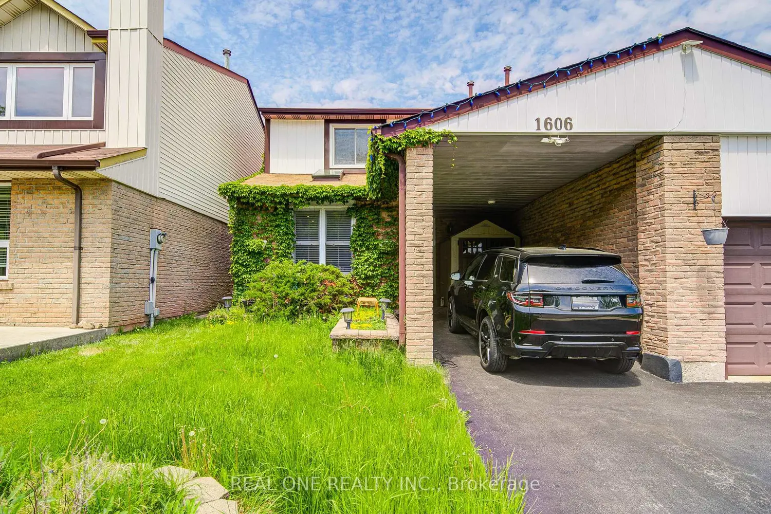 1606 Lancaster Drive 30 photo 2