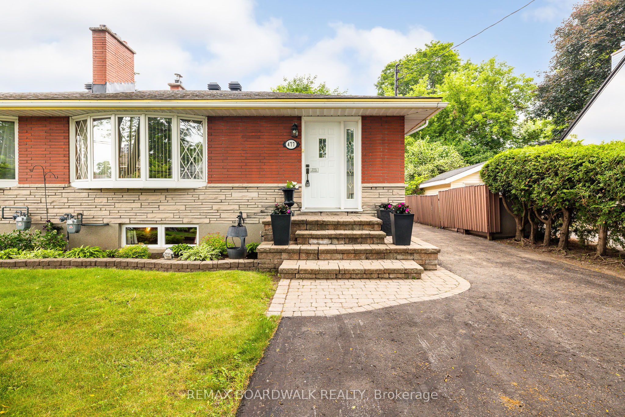477 Edgeworth Avenue, Ottawa, ON, K2B 5L2