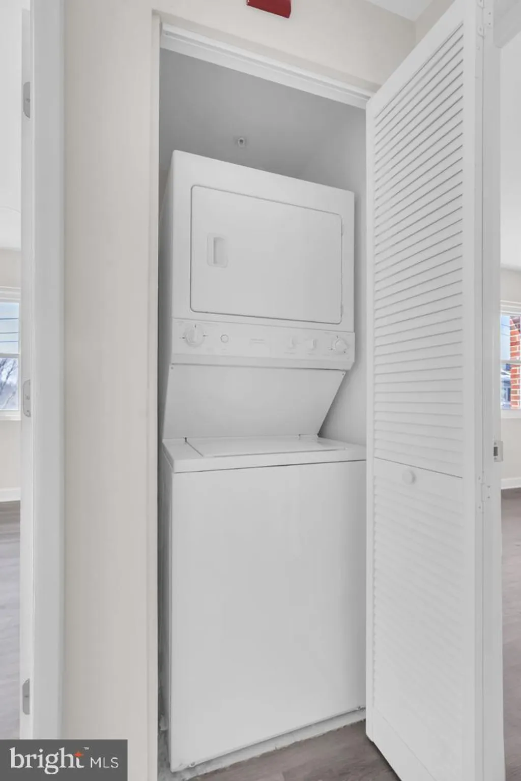 1800 28th Place SE Unit 201, Washington, DC 20020