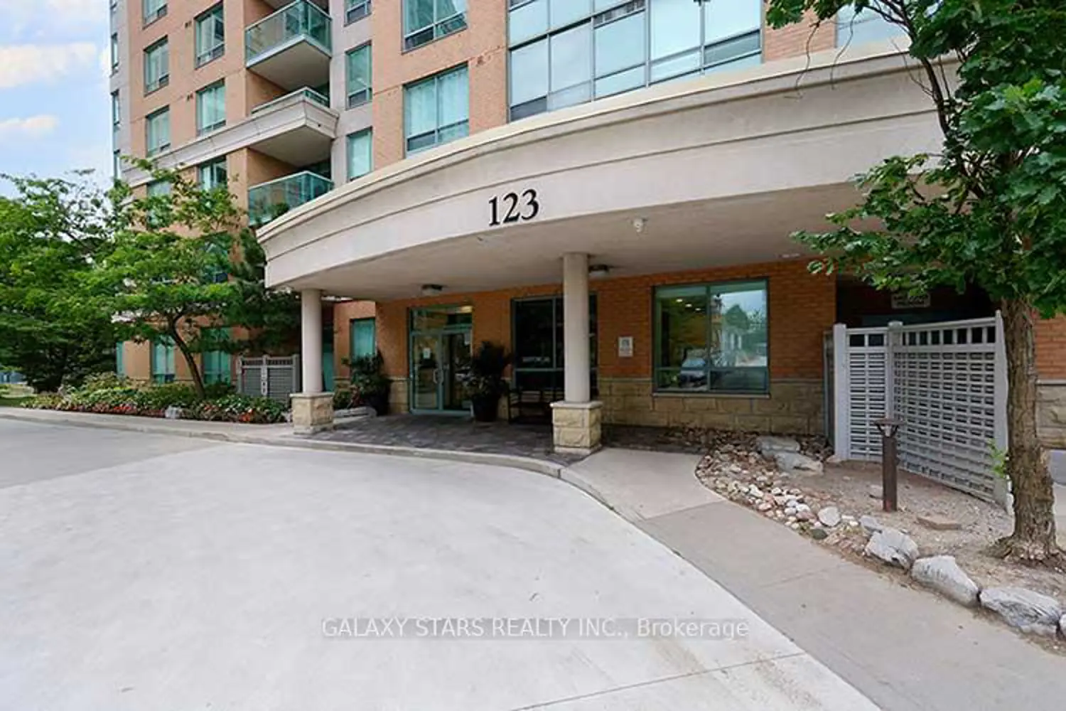 123 Omni Drive 669 photo 3